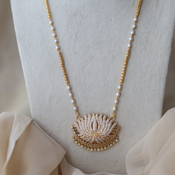 Heritage gold plated white stone pendant long necklace HP1133