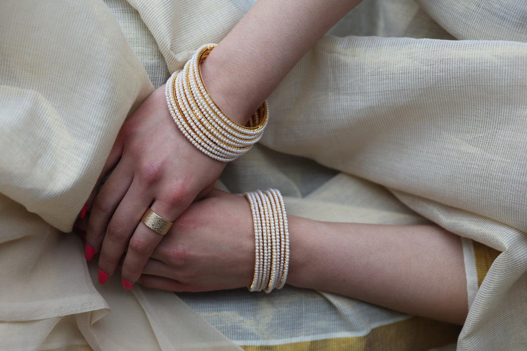 Heritage gold plated white stone bangle HB9732 (Set of 4 bangles)