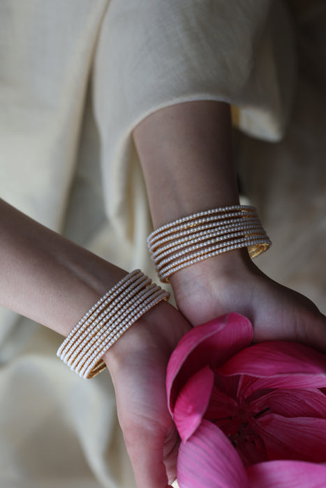 Heritage gold plated white stone bangle HB9732 (Set of 4 bangles)