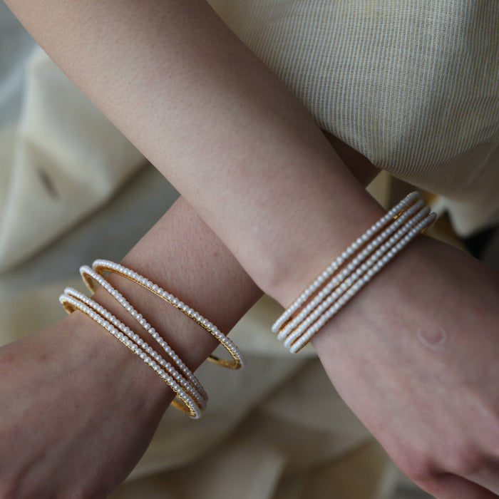 Heritage gold plated white stone bangle HB9732 (Set of 4 bangles)