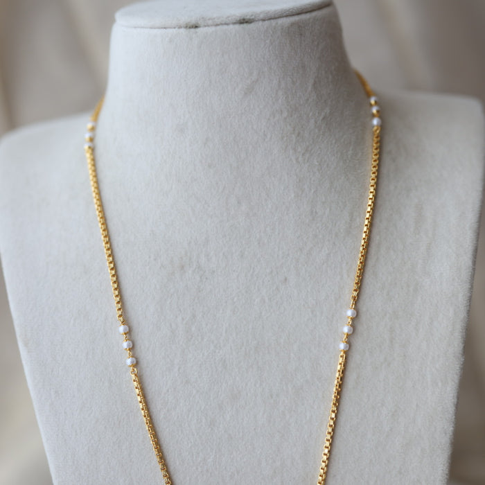 Heritage gold plated white stone lotus pendant long necklace HP8432