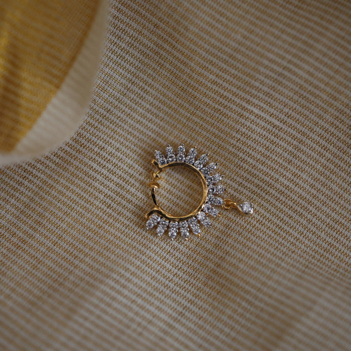 Heritage white stone gold plated nosering HN00110