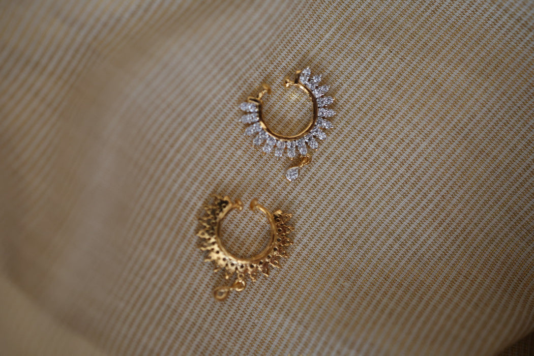 Heritage white stone gold plated nosering HN00110