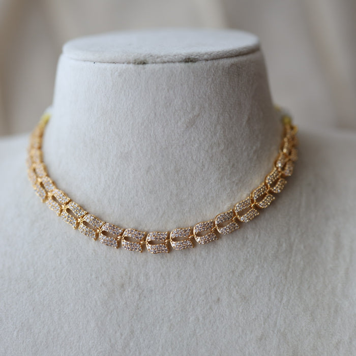 Heritage gold plated short necklace H2232