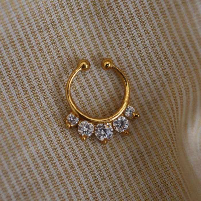 Heritage white stone gold plated nosering HN00111