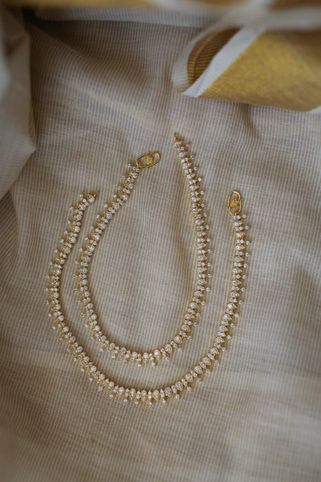 Heritage gold white stone traditional payal HAN121
