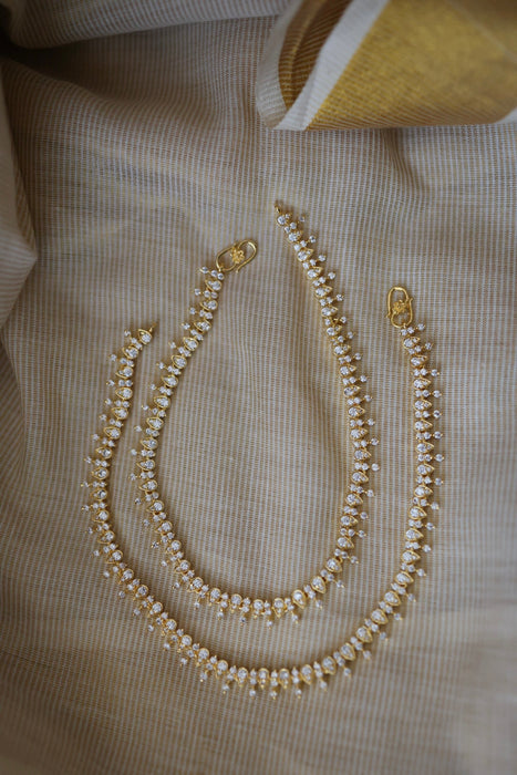 Heritage gold white stone traditional payal HAN121