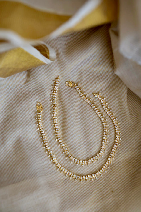 Heritage gold white stone traditional payal HAN121