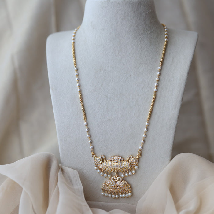 Heritage gold plated white stone pendant long necklace HP3455