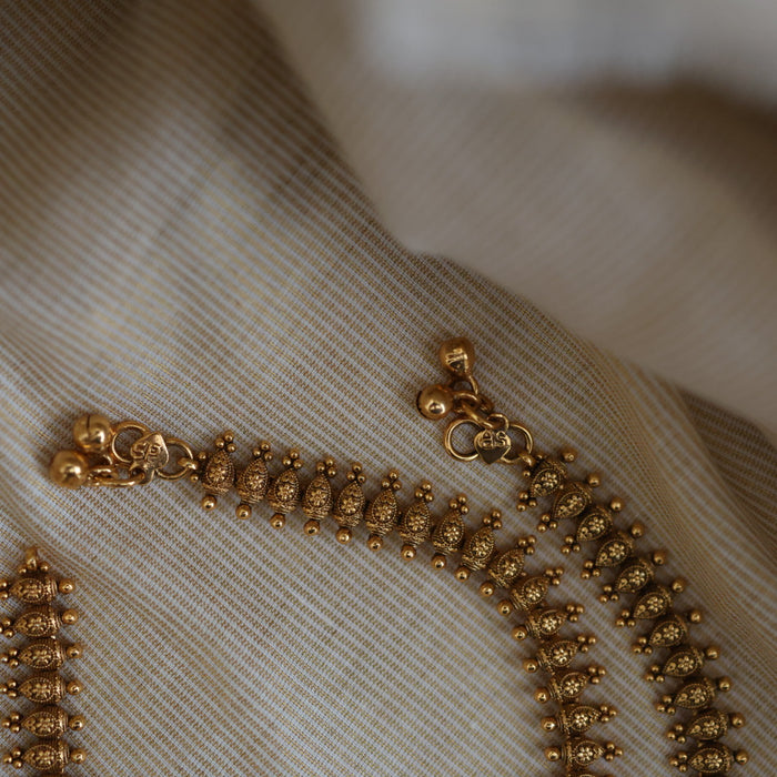 Antique gold traditional payal AN9544