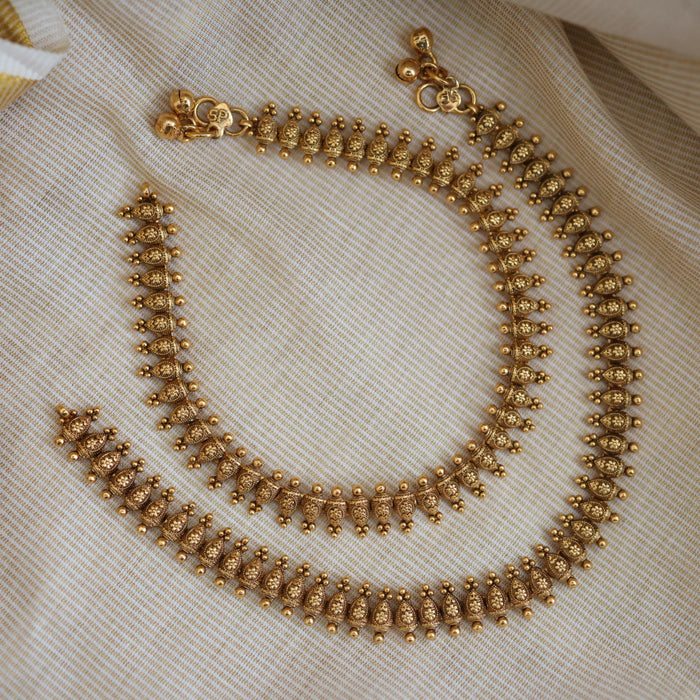 Antique gold traditional payal AN9544