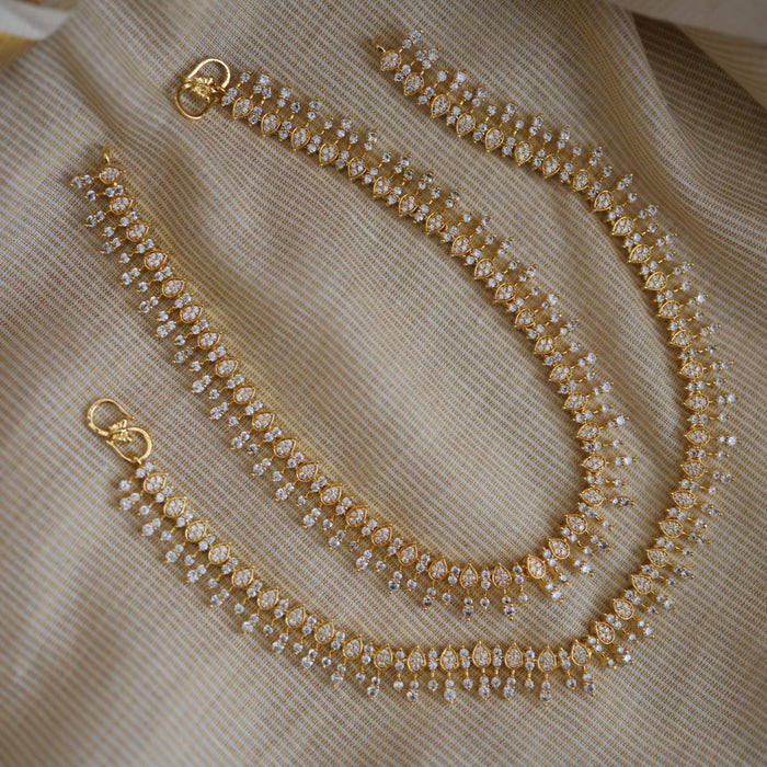 Heritage gold white stone traditional payal HAN12165