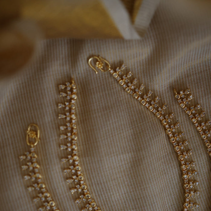 Heritage gold and white stone traditional payal HAN0998