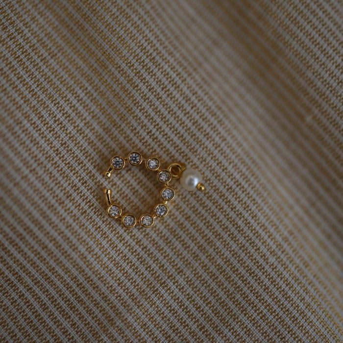 Heritage white stone gold plated nosering HN00119