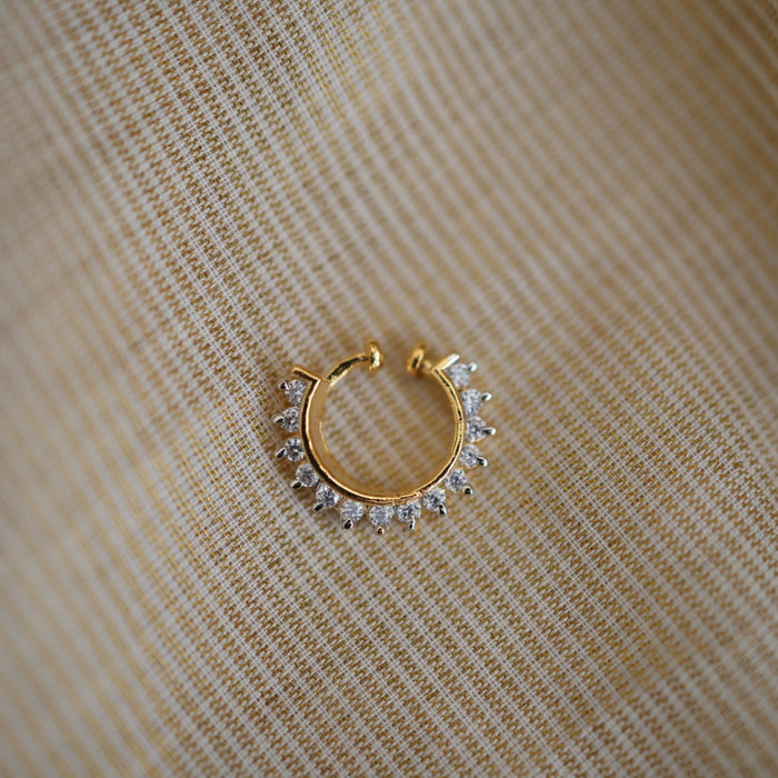 Heritage white stone gold plated nosering HN00122