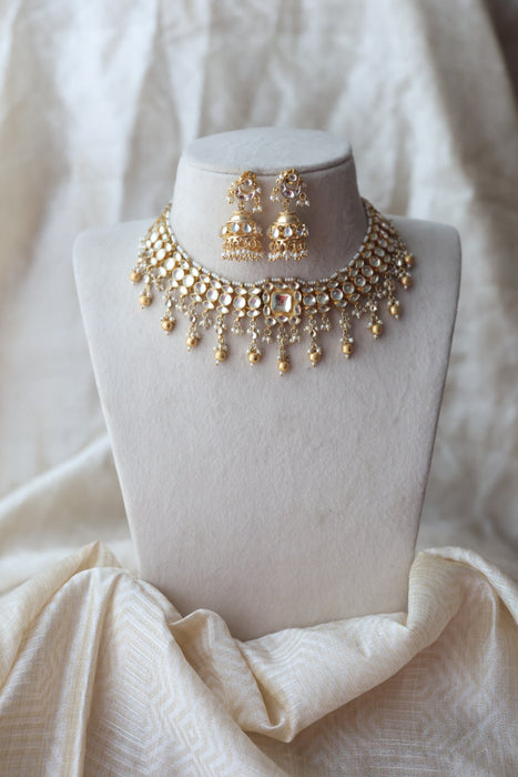Kundan white stone short necklace TW892