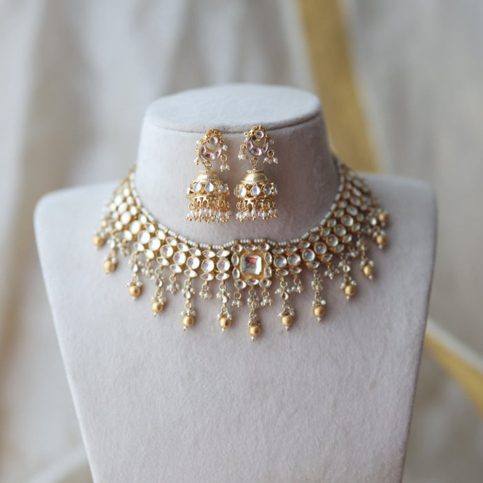 Kundan white stone short necklace TW892
