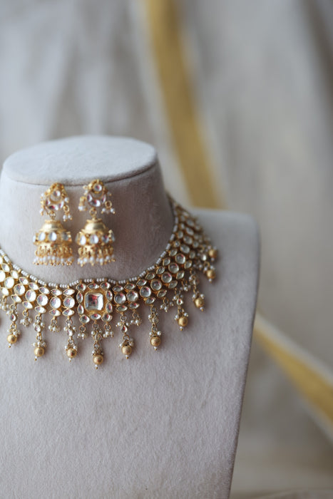 Kundan white stone short necklace TW892