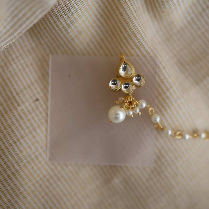 Heritage white stone gold plated nosering HN00129