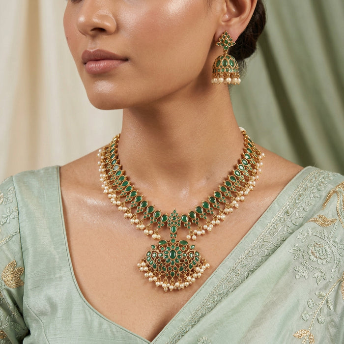 Antique green stone short necklace with earrings AG932