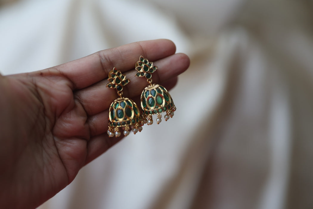 Antique green stone short necklace with earrings AG932
