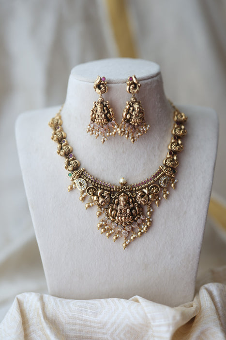 Antique temple design short necklace with earrings  G672