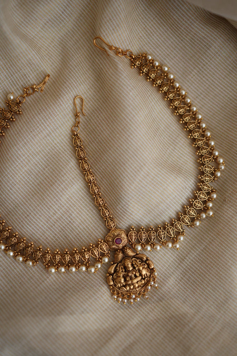 Antique ruby green stone three side tikka design tikka AT02288