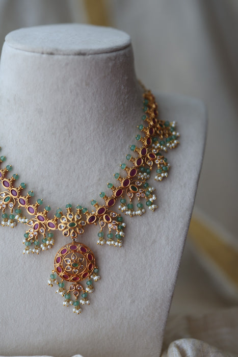 Antique green bead ruby short necklace with earrings AG532