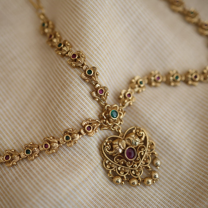Antique ruby green stone three side tikka design tikka AT02321