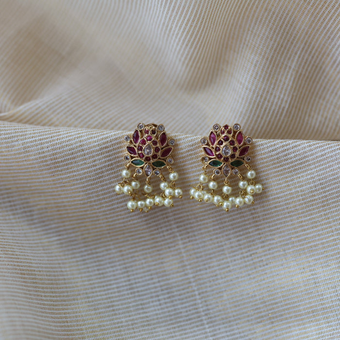 Antique ruby green white stone studd earrings and tikka  AS4723