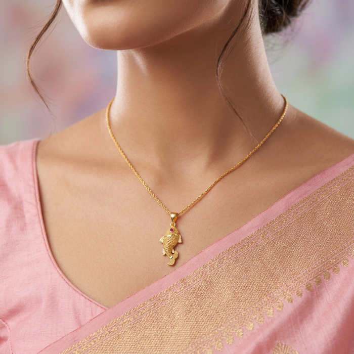 Heritage gold plated pendant short chain HC501