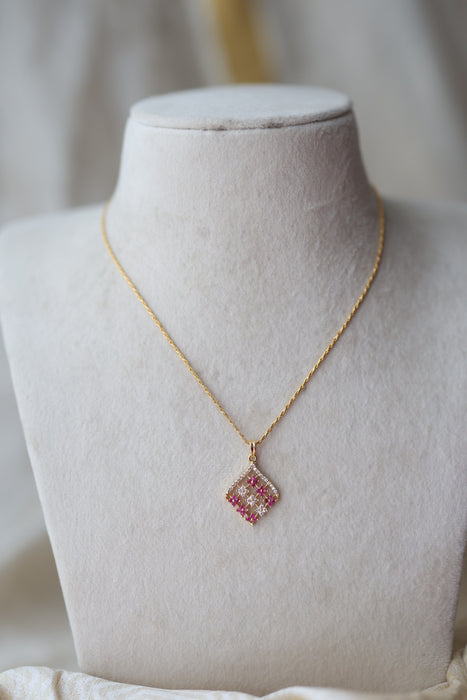 Heritage gold plated pendant short chain HC5450