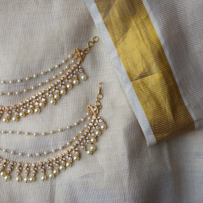 Heritage gold plated white stone mattal ear accessoris HM627