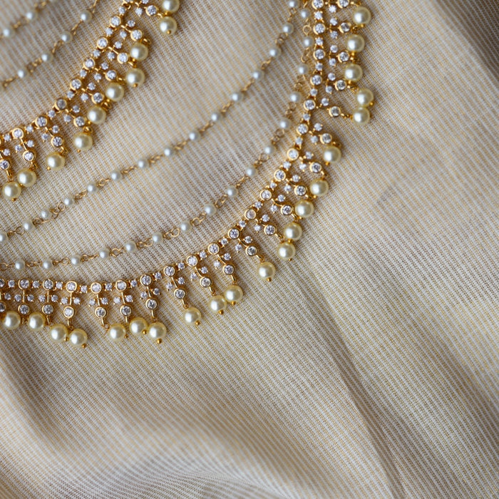 Heritage gold plated white stone mattal ear accessoris HM627