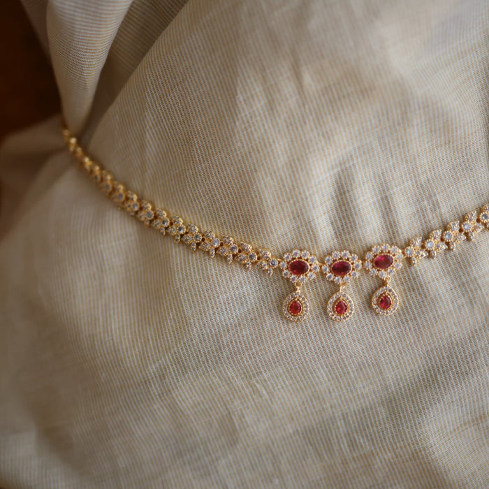 Heritage gold plated ruby white stone simple waistchain HW34145