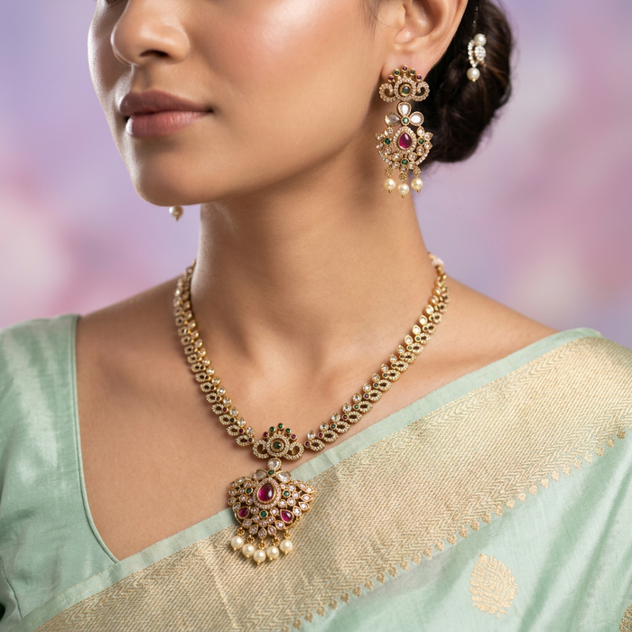Antique short necklace with earrings TTS4911