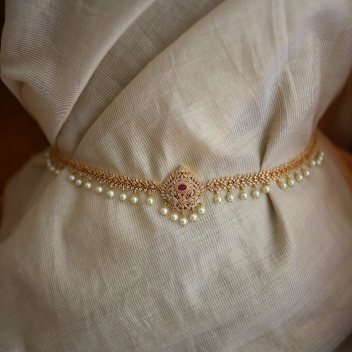 Heritage gold plated ruby white pearl waistchain HW34551