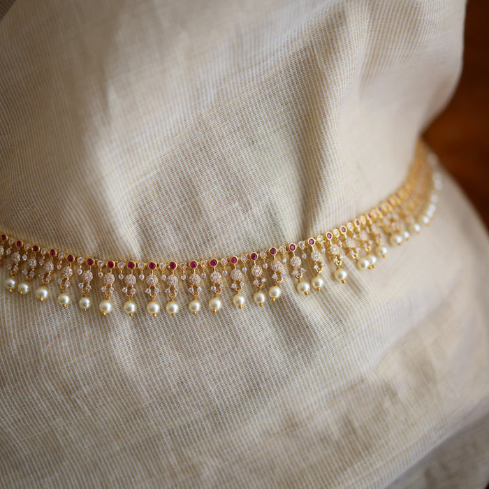 Heritage gold plated white stone and pearl waistchain HW34553