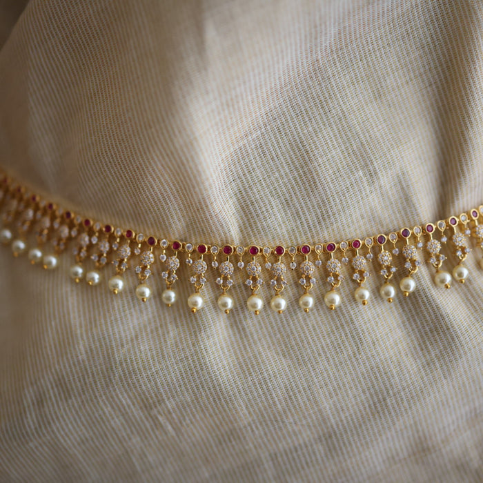 Heritage gold plated white stone and pearl waistchain HW34553