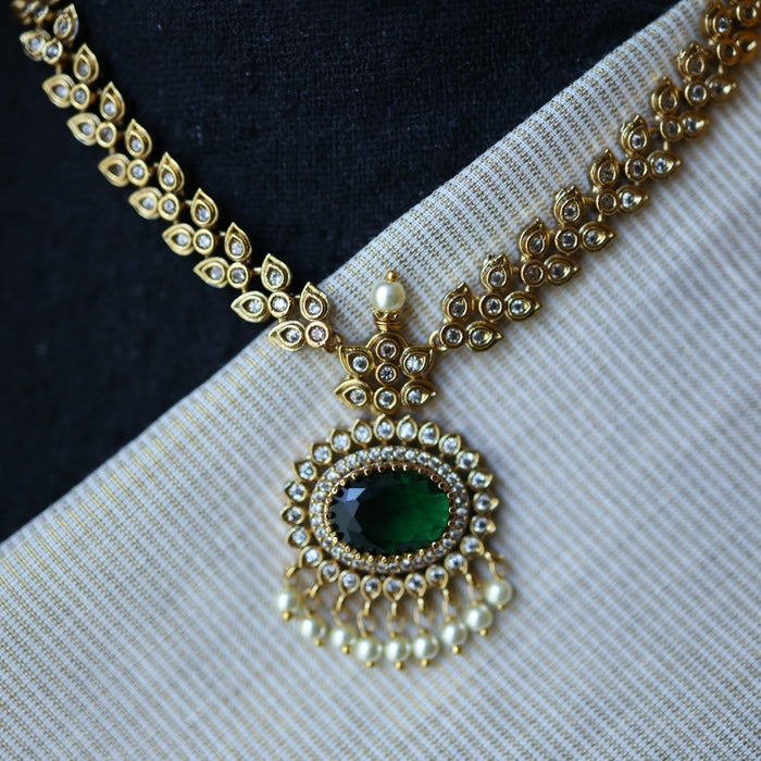 Antique green white short necklace with earrings TTS4368
