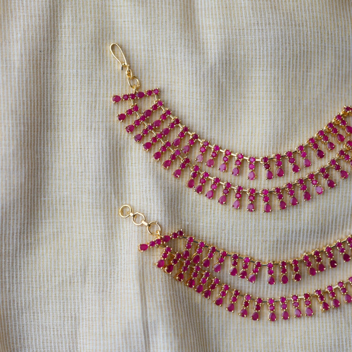 Heritage gold plated ruby stone mattal ear accessoris HM63772