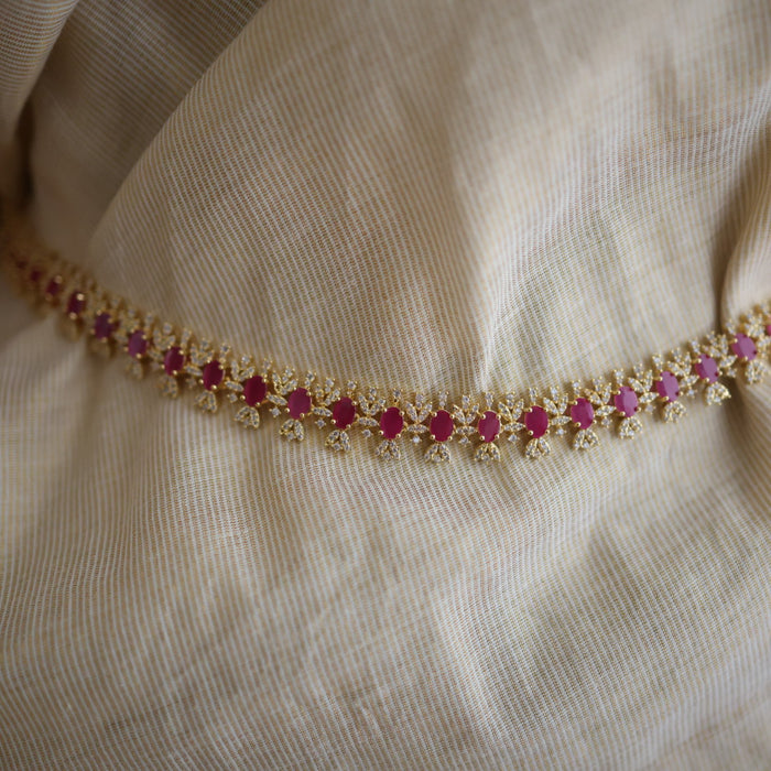 Heritage ruby white stone wistchain HW18000