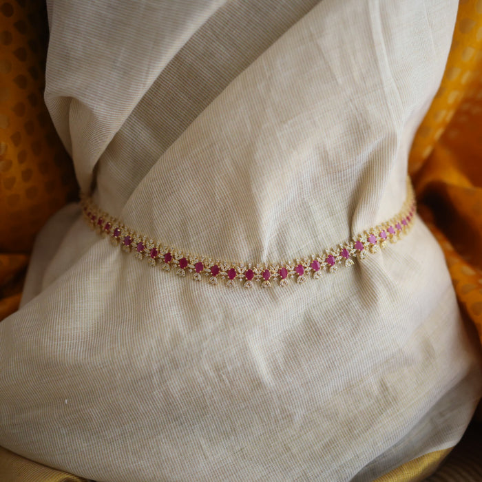 Heritage ruby white stone wistchain HW18000