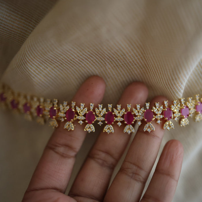 Heritage ruby white stone wistchain HW18000