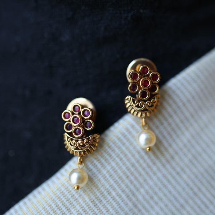 Antique ruby stone short necklace and earrings