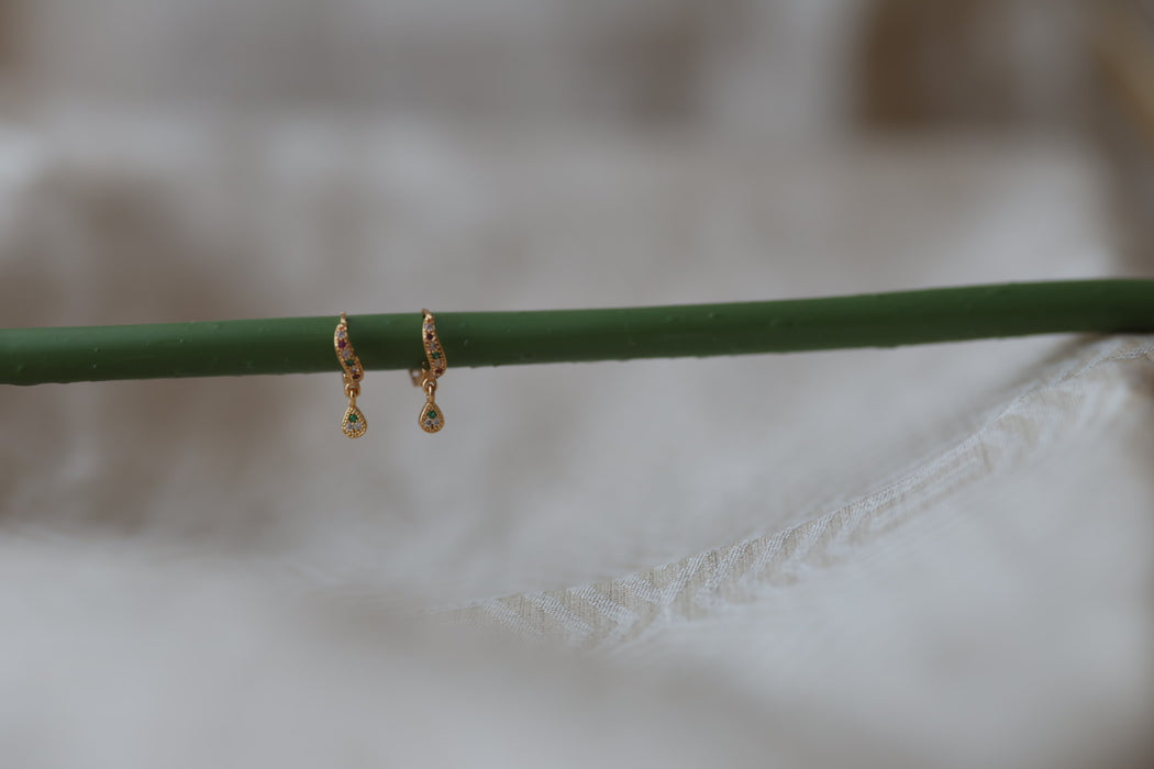 Heritage gold plated ruby green white stone hoop earrings HD645