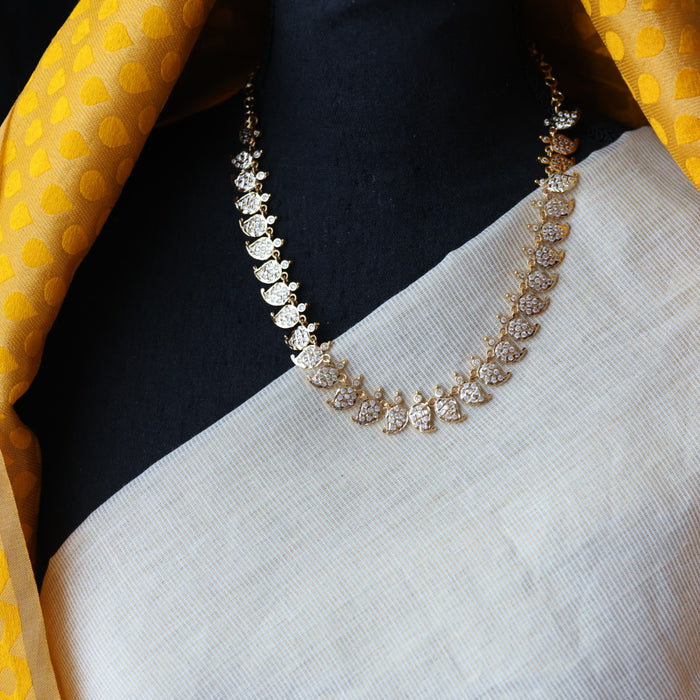 Heritage gold plated short necklace H1045