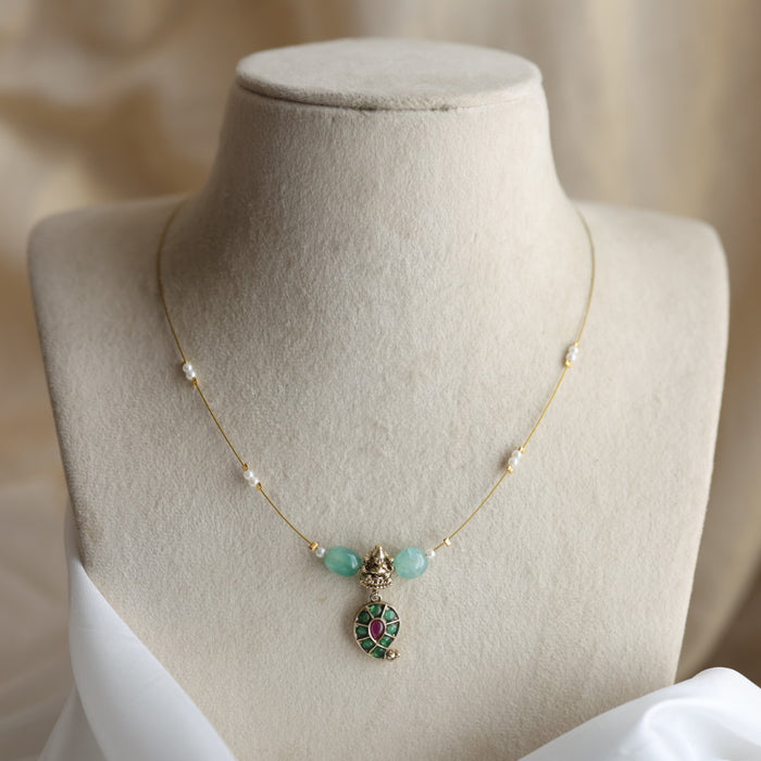 Antique green bead plated invisible necklace IN4566