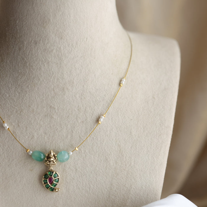 Antique green bead plated invisible necklace IN4566