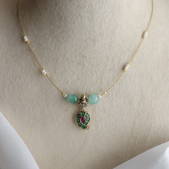 Antique green bead plated invisible necklace IN4566